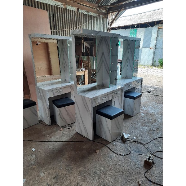 meja rias minimalis laci full kaca