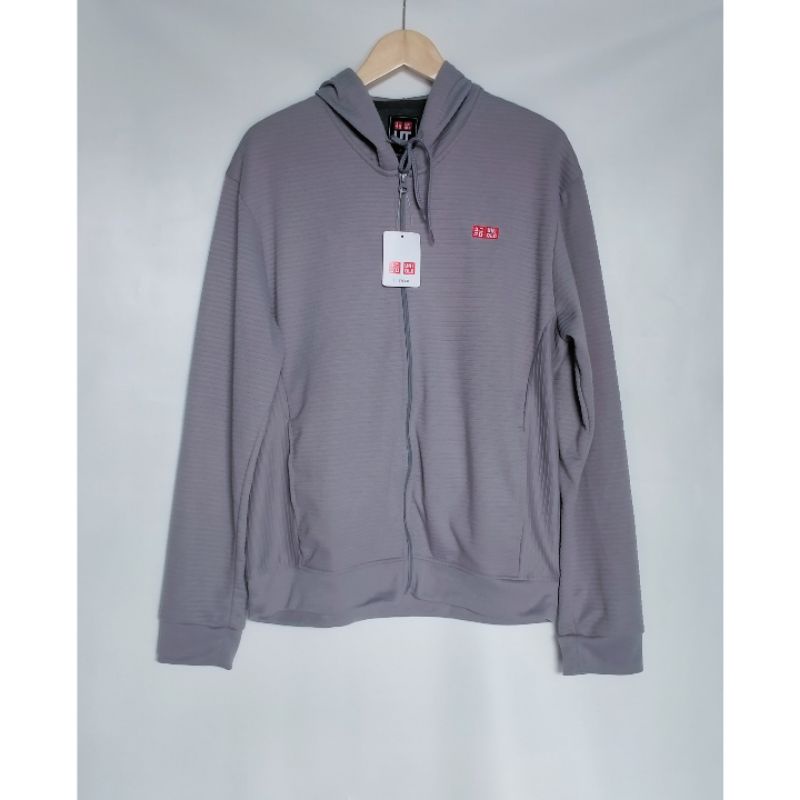 Jaket pria uniqlo
