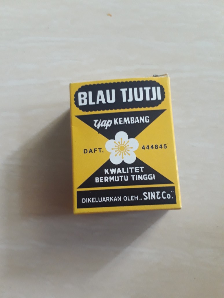 Blau Pakaian, Blau Tjutji, Blauw, Pemutih Pakaian Tjap Kembang