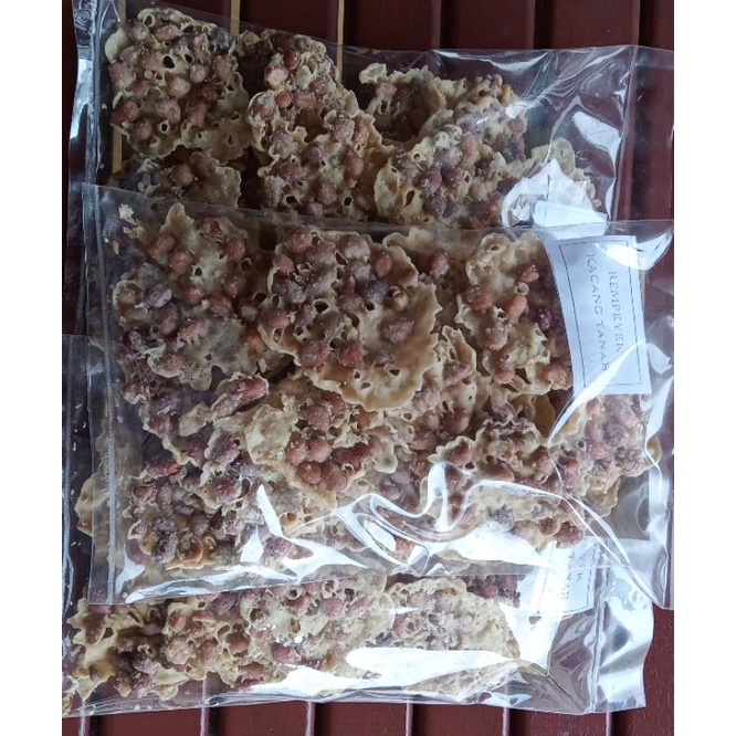 

Rempeyek Kacang Tanah by dapur olahan bunda