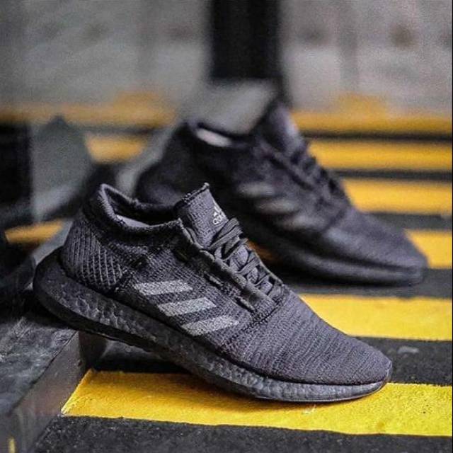 Sepatu / Sneakers ADIDAS PUREBOOST GO ALLBLACK
