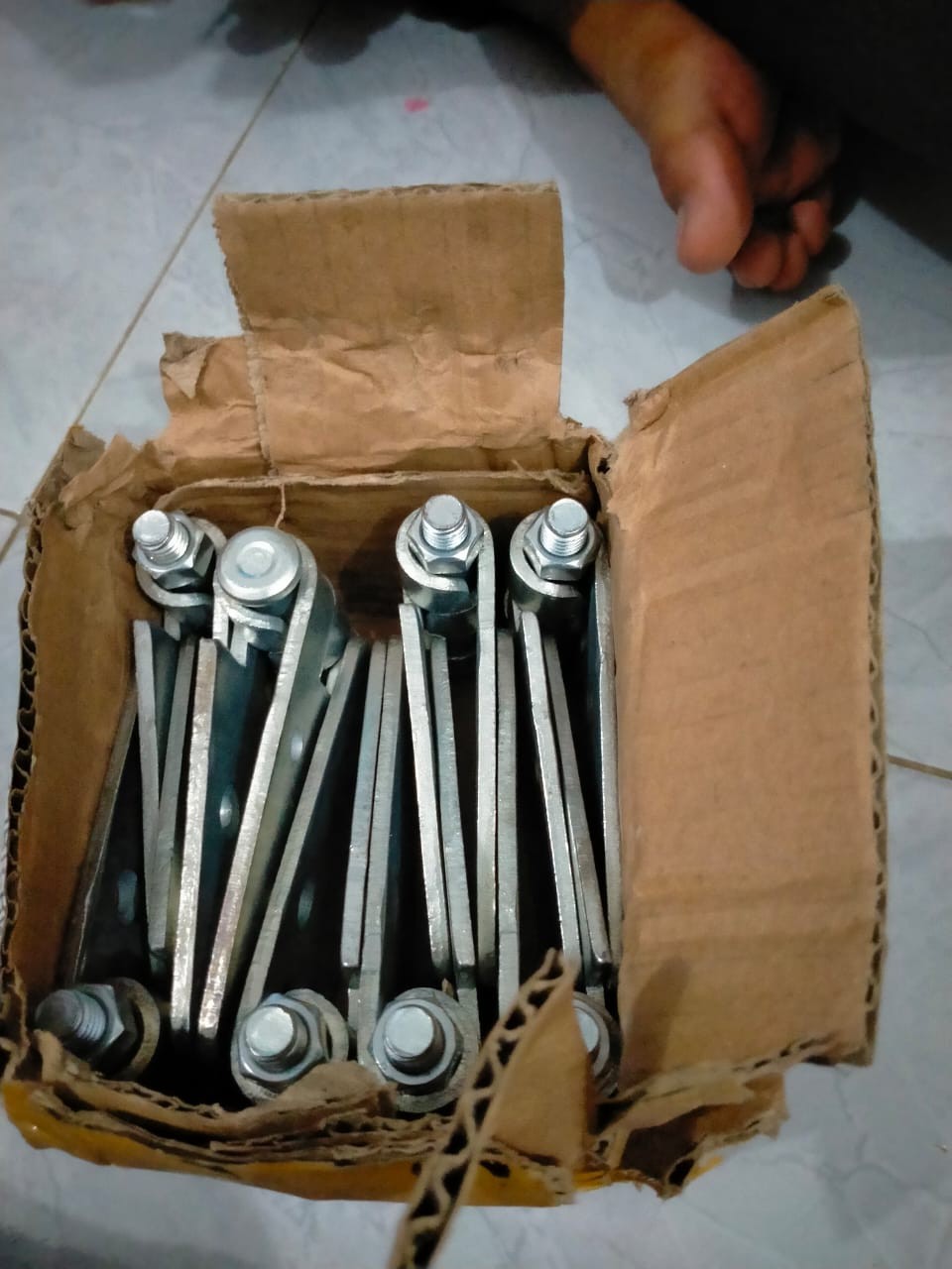 Roda Henderson Hasky Engsel Kupu Kecil