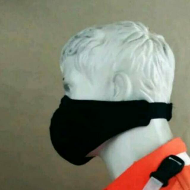 Masker hitam