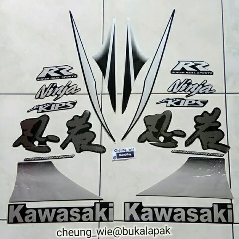 Lis body striping body Kawasaki Ninja 150 RR Kips old 2010 hitam kw