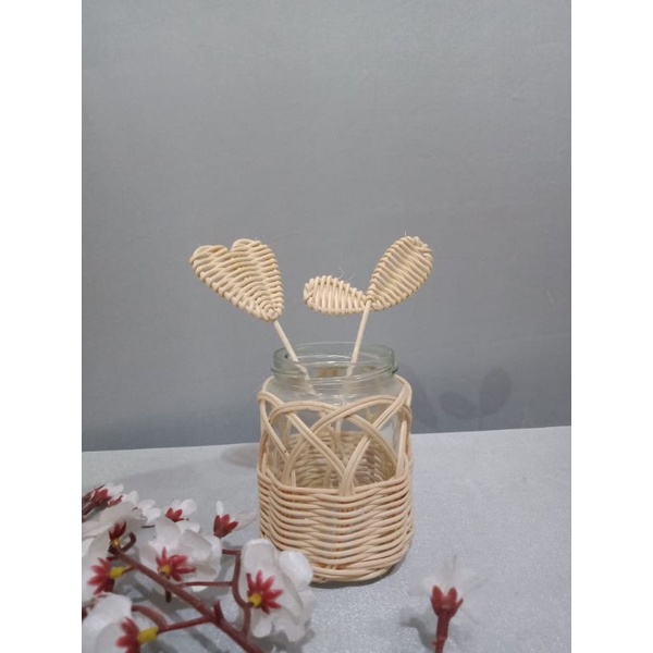 

pembatas buku rotan model hati/rattan bookmark/reed rattan