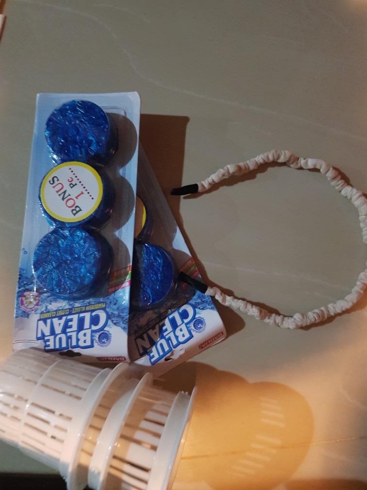 Dahlia Blue Clean Isi 3 Pembersih Closet