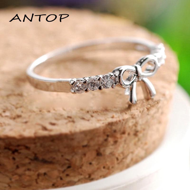 Cincin Korea Emas Cincin titanium Pria Wanita aesthetic keren Desain Pita Aksen Berlian Ring Jewelry ANTOP