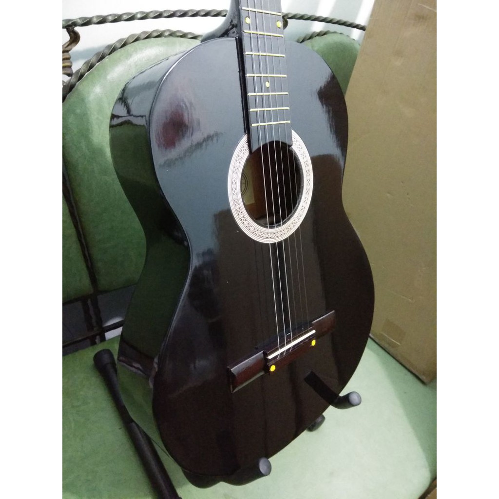 [KHUSUS GOSEND] Gitar Akustik Merk Yamaha Warna Hitam Bulat Buat Pemula Belajar Jakarta Murah