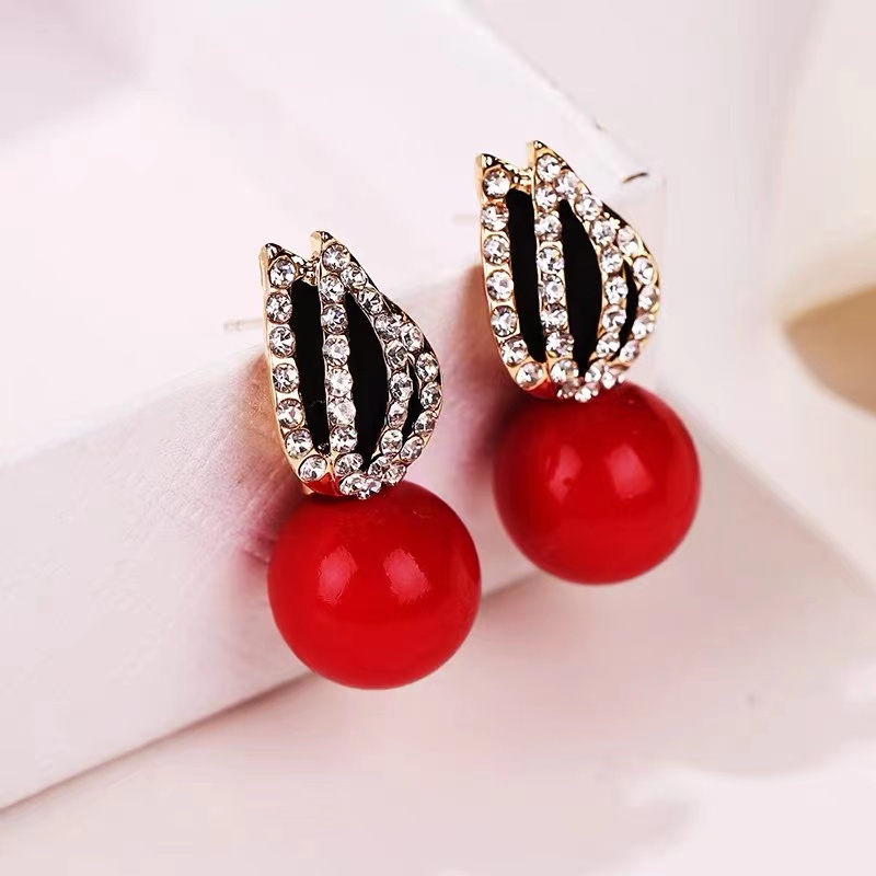 (Hello Girl)E08 Anting Wanita Model Tusuk Permata Gaya Korea Import-E08 Daun Merah