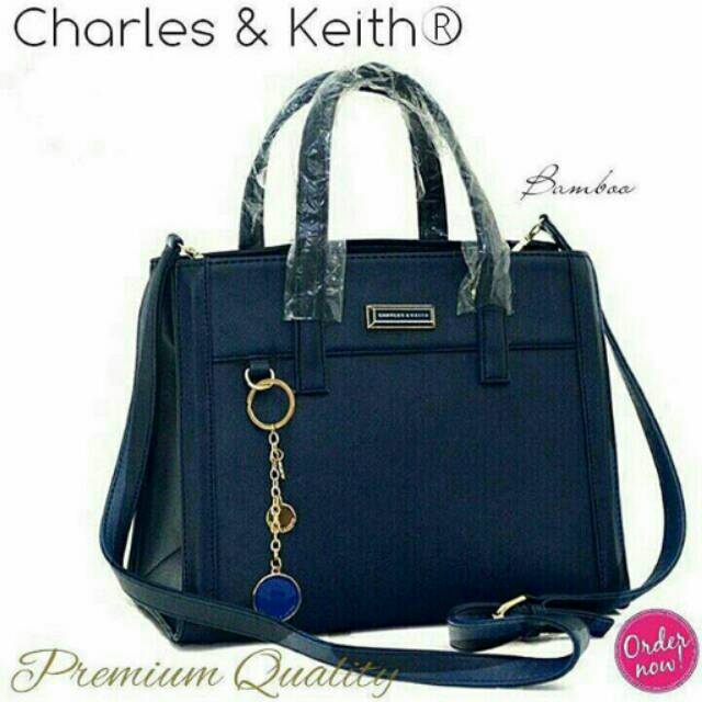 CHARLES KEITH CK BAMBOO Navy Birudongker Tas Wanita CHARLES KEITH CK BAMBOO Navy Birudongker Tas Wanita