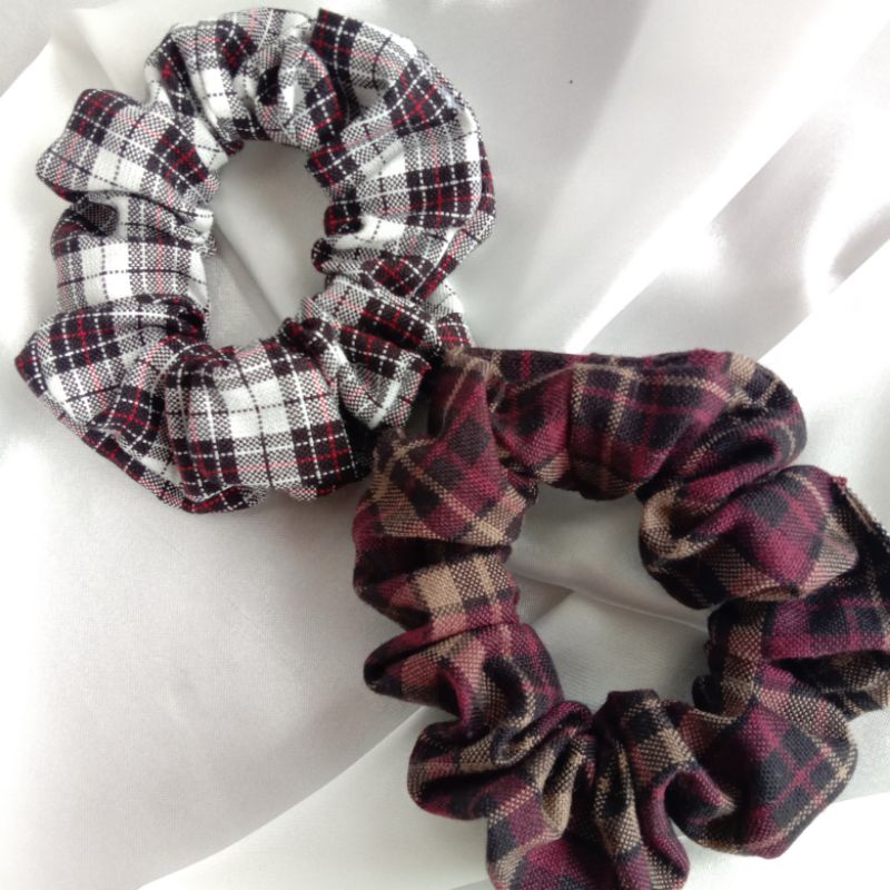 Ikat Rambut Kotak Iket Rambut Korean Scrunchie Kunciran Rambut Motif Kotak kotak