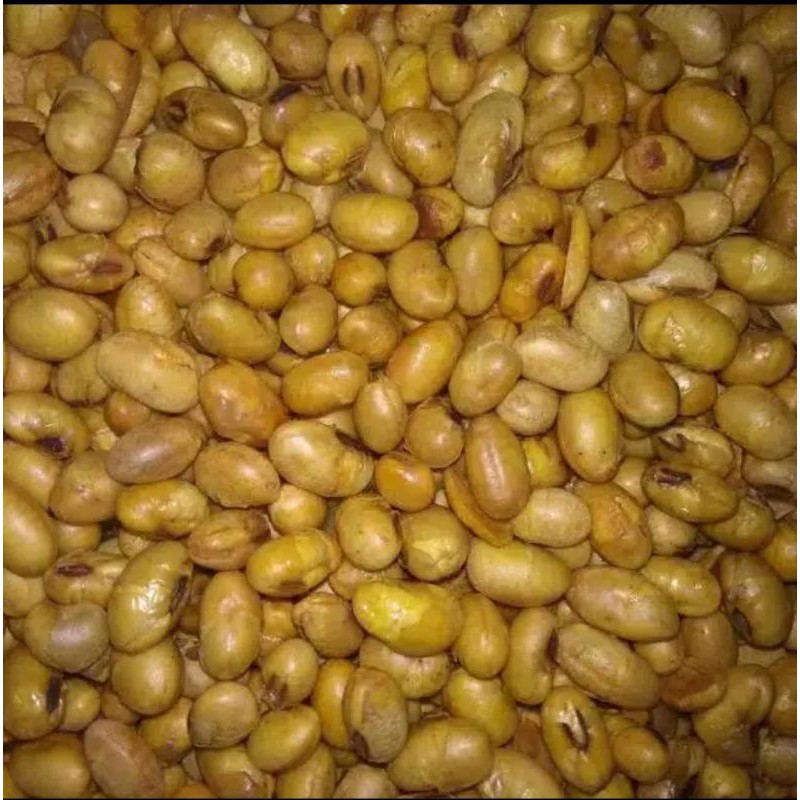 

Kacang kedelai goreng