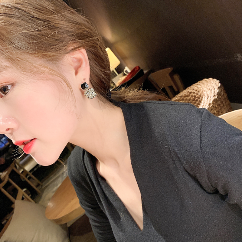 Anting Tusuk silver 925 Wanita Hias Berlian Putih Gaya retro Korea