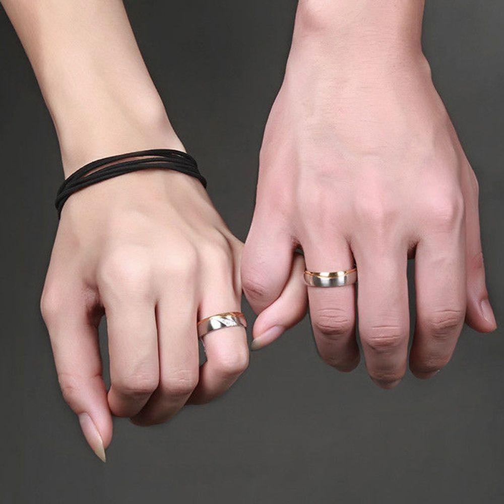 Cincin Pita Nanas Fashion Wanita Pria Perhiasan Hadiah Emas 18K
