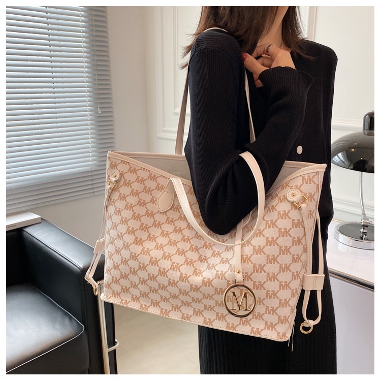 157766 Tas Tote Wanita Import Totebag Cewek Impor Shoulder Bag Cewe (1 KG MUAT 2) CR7766