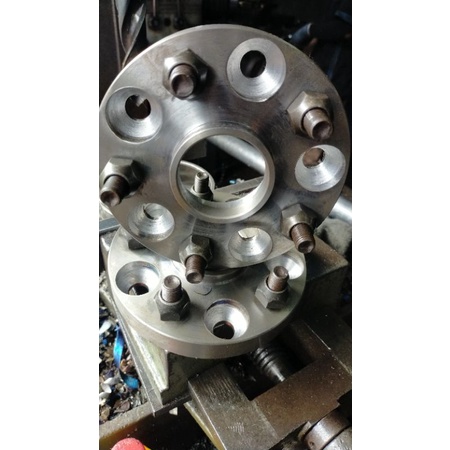 adaptor velg mobil kaptiva