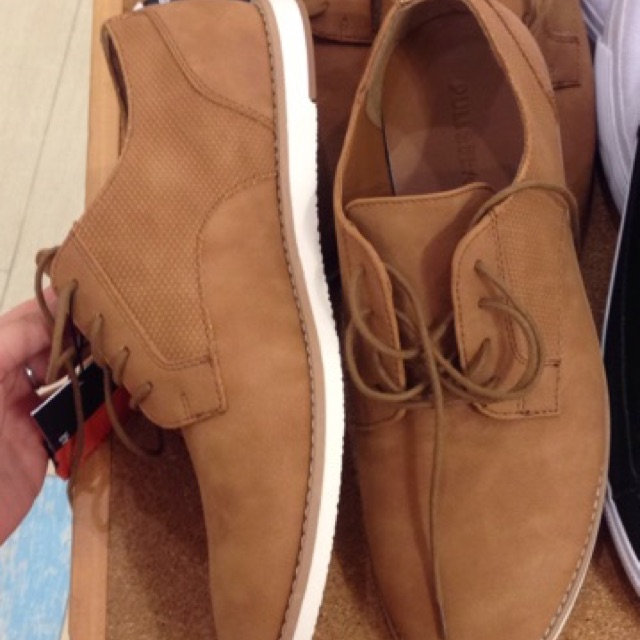 Sepatu Pull&Bear