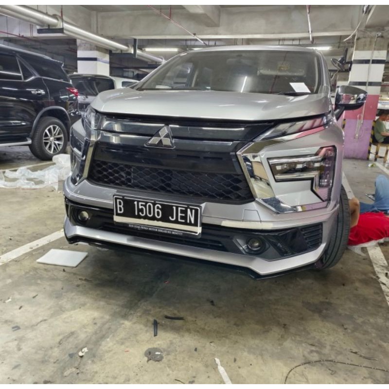 Bodykit Xpander dan spoiler Xpander original