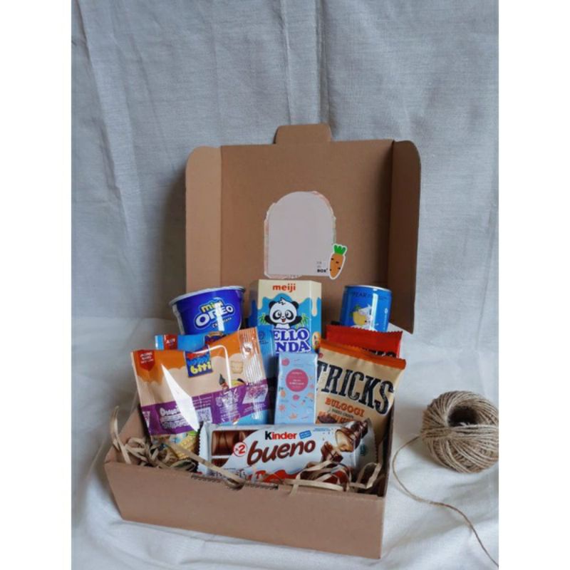 

Gift Box | Hampers Snack| Snack Box | Kado Ultah | Kado Anniversary | Kado Coklat Murah | Kado Wisuda Sempro | Body mist geamoore