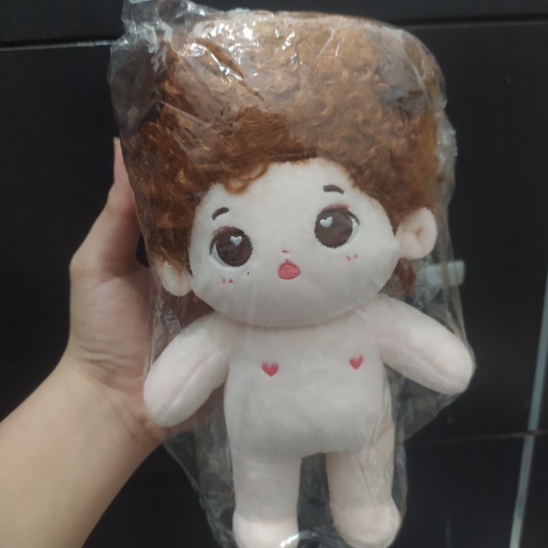 Doll wang yibo 20cm