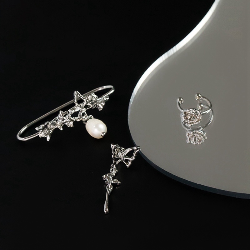 3pcs / Set Anting Stud Desain Kupu-Kupu Mutiara Warna Silver Gaya Vintage Korea Untuk Wanita