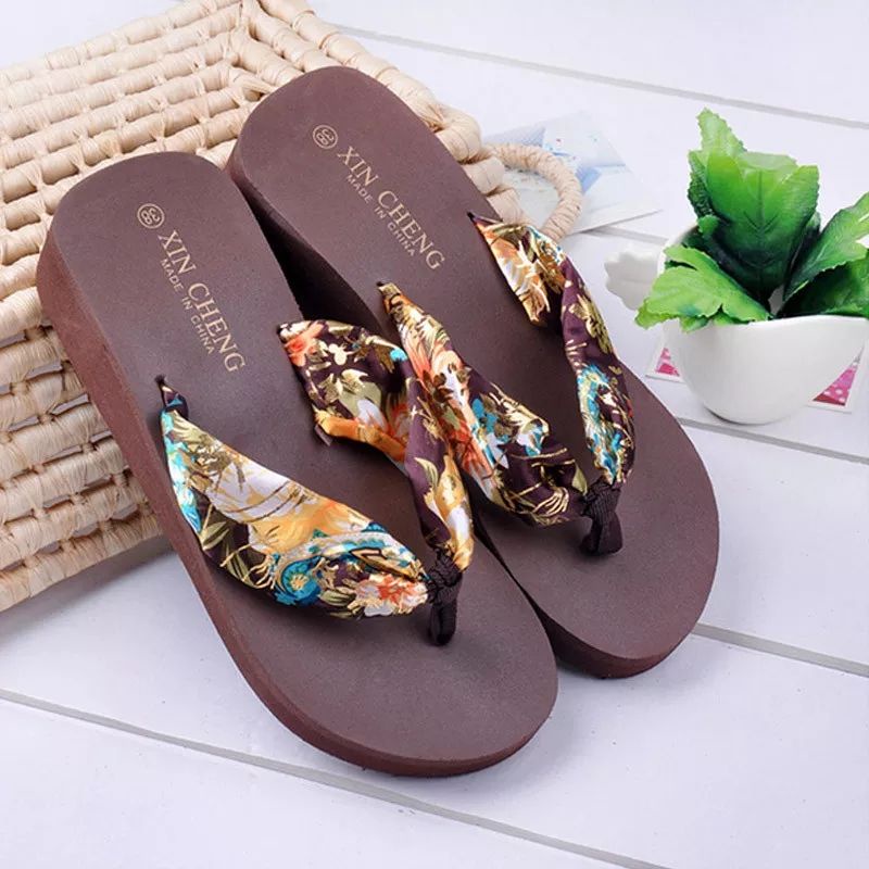 Wedges Spon Nepada Bunga Batik