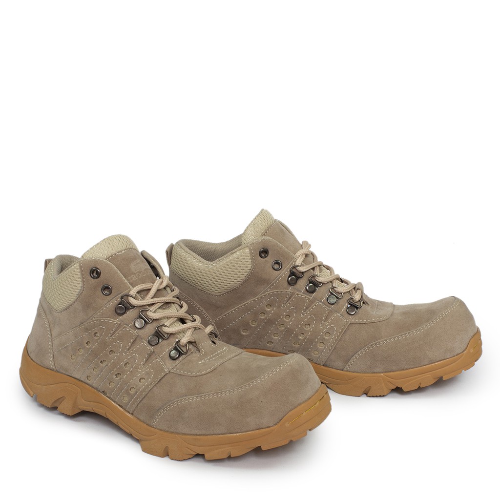 Sepatu Low Boots Pria Crocodile Larman Suede Cream Bots Pendek Septi Ujung Besi Hiking Adventure