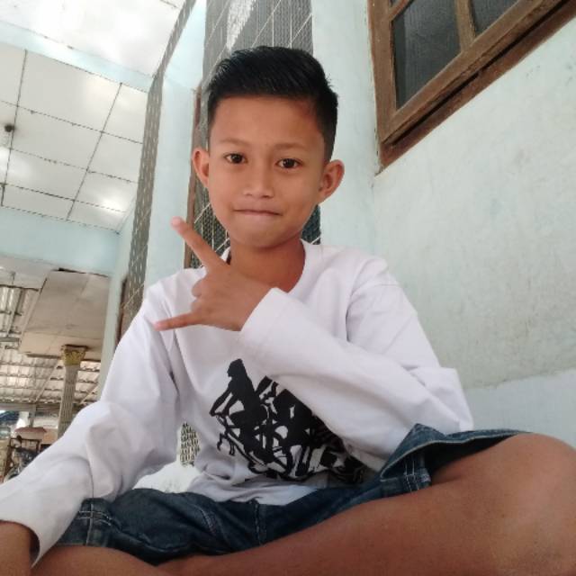 r*****4
