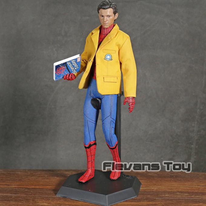 Crazy Toys Spiderman Homecoming Action Figure Dijamin