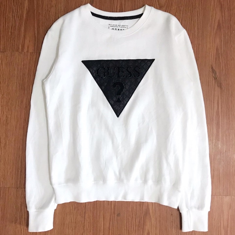 Crewneck Guess putih