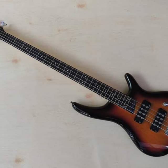GITAR BASS IBANEZ SOUNDGEAR