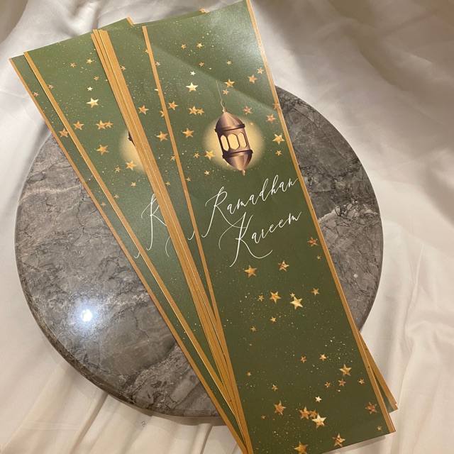 

PACKAGING SLEEVE / KERTAS KADO/ BOX SLEEVE “RAMADHAN KAREEM”