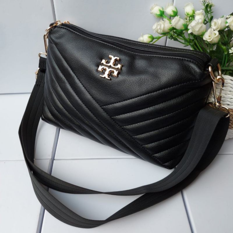 Tas selempang / sling bag TB hitam