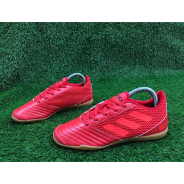 Futsal Adidas Predator 19,4 IN Sala - Active Red
Ukuran 39, 40, 41, 42, 43