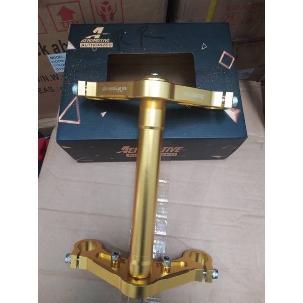 segitiga atas ninja r dan rr 1set cnc buat as 26mm merek aeromotive