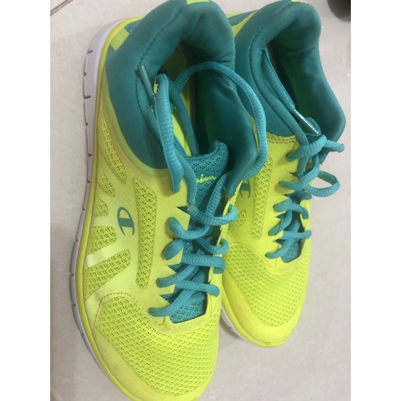 preloved sepatu champion