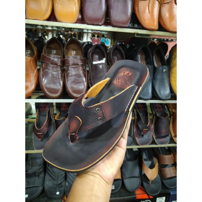 Sendal Jepit Pria Kulit