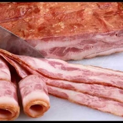 

MAKANAN BEKU / SMOKE BACON BABI - STREAKY PORK BACON 500GR PREMIUM NON COD