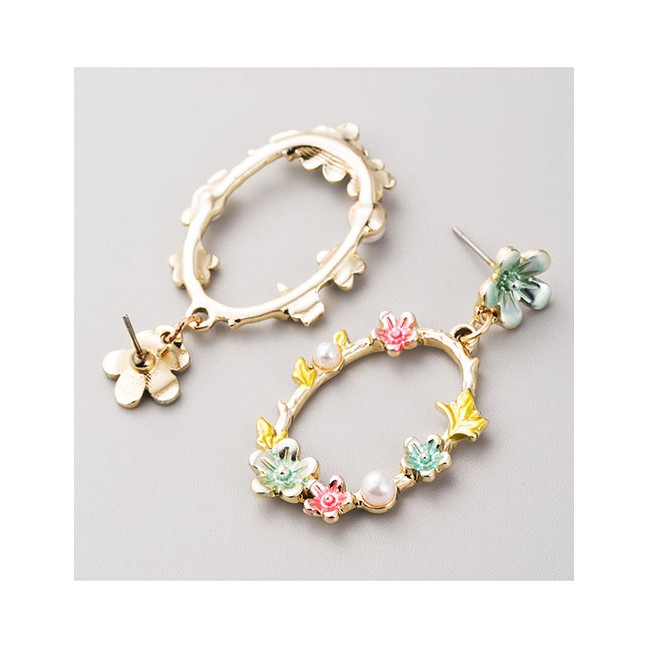 LRC Anting Tusuk Fashion Color Dripping Alloy Flower Earrings With Pearls D94295