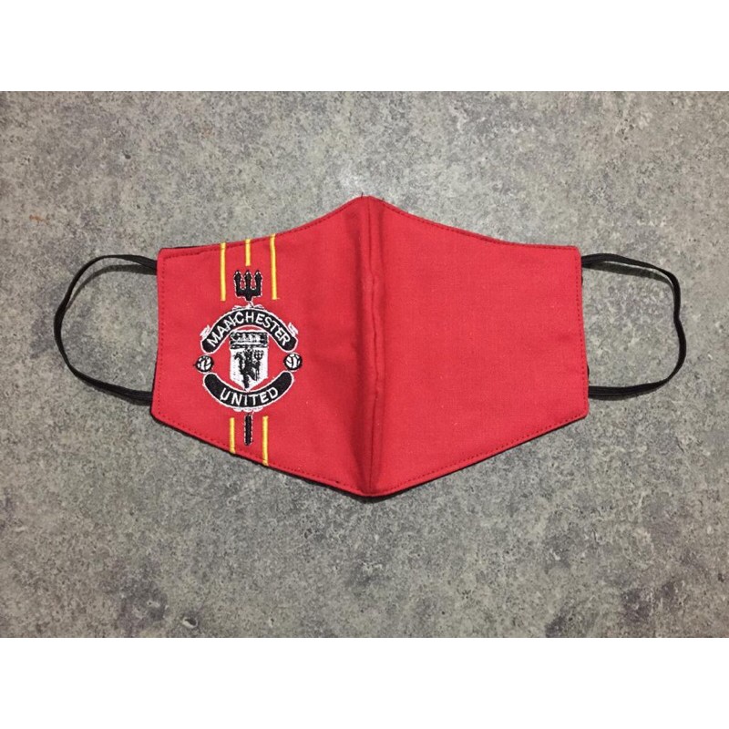 Masker Bordir Bola Manchester United Kain Katun 3 Ply