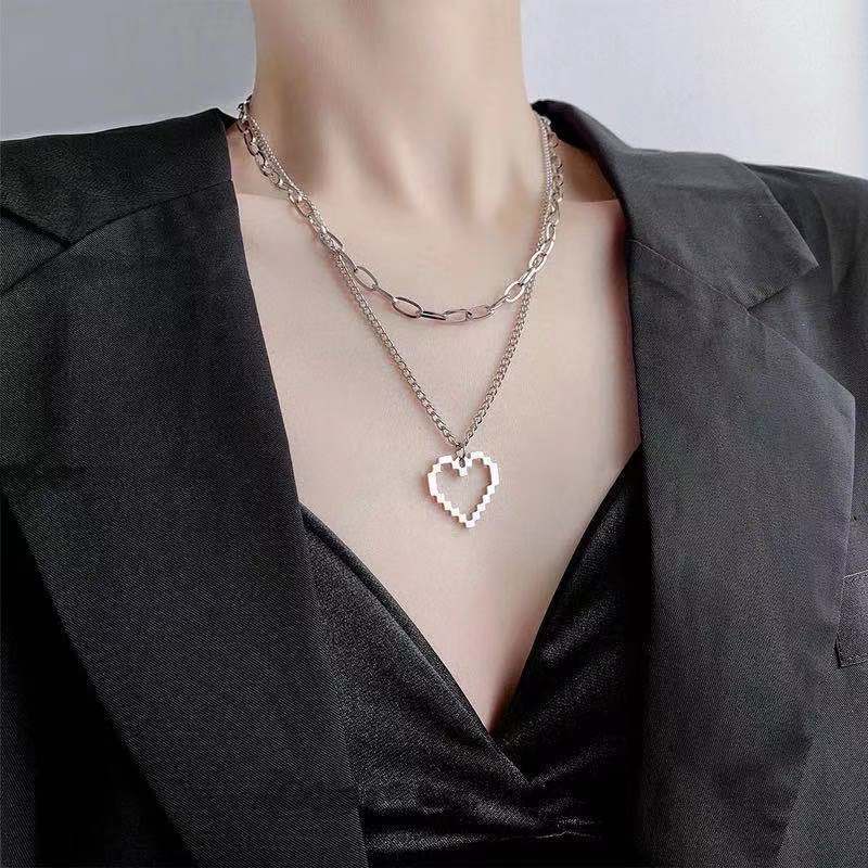 Jepang dan Korea titanium steel mosaic cinta kalung pribadi baru influencer in dingin gaya hip hop a