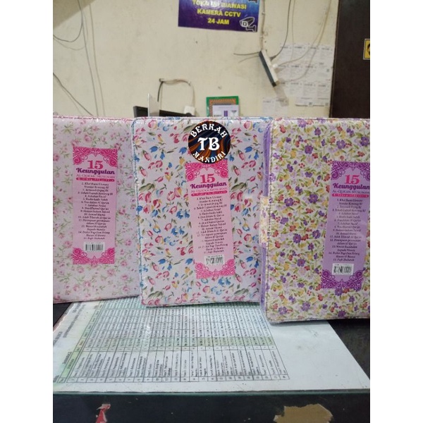 al quran terjemah dompet wanita muslimah A5 (15×21cm)