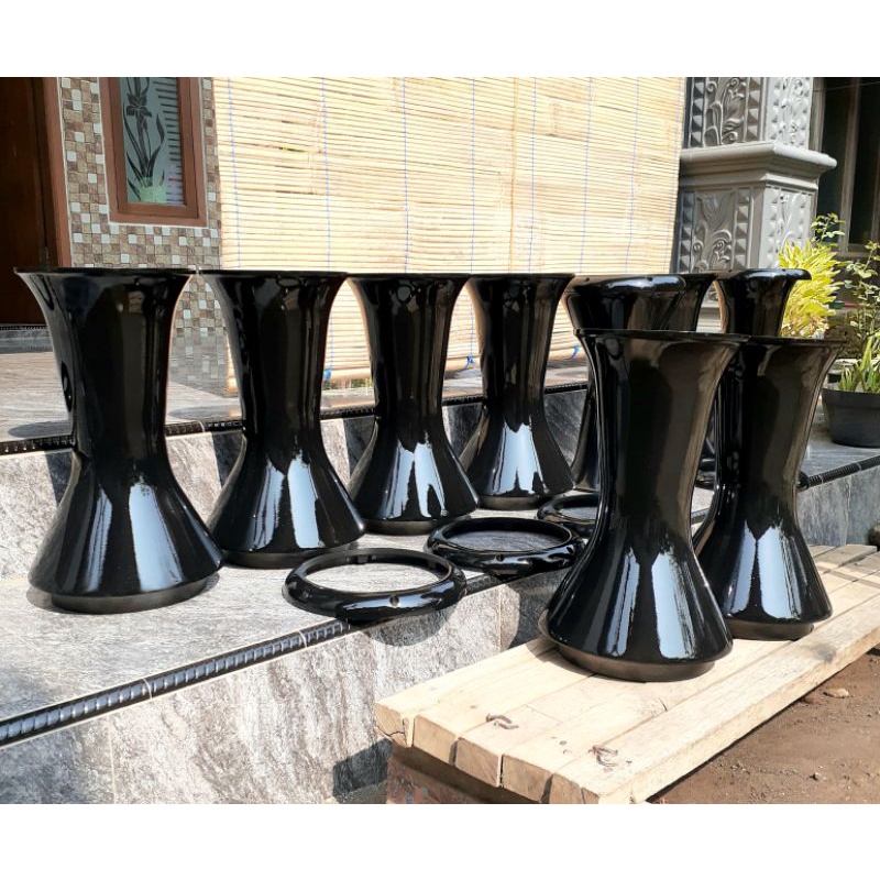 Darbuka 8 inci /Hitam gilap + kunci L