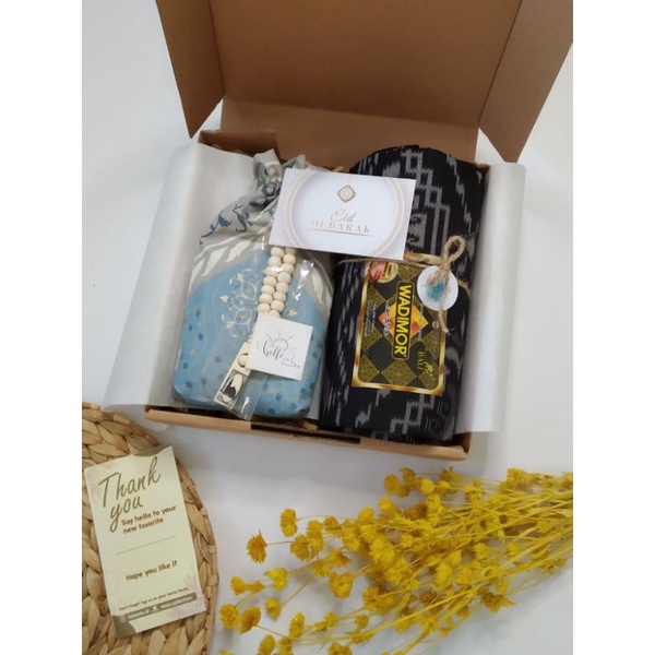 Hampers Cowok | Kado Cowok | Hampers Lebaran | Kado Cowok | Hampers Couple | Paket Sarung