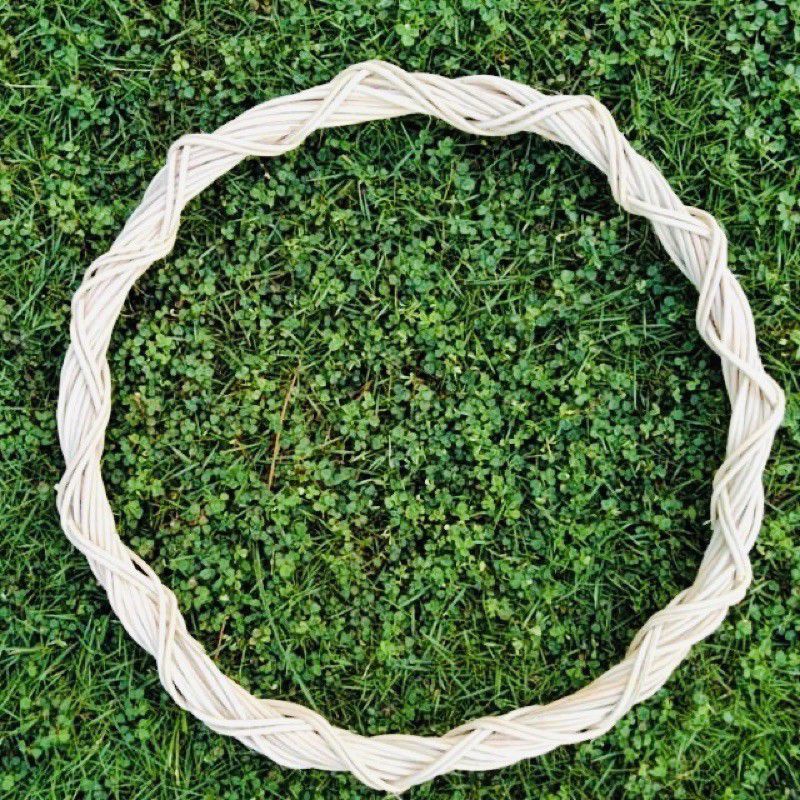RING ROTAN ULIR WARNA PUTIH DIAMETER 50 CM RING ROTAN DEKORASI CANTIK