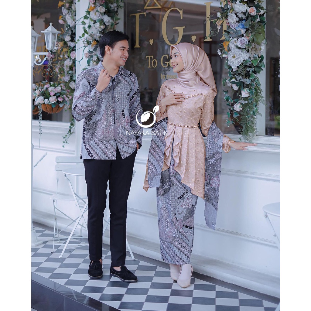 Nayaka Batik - Batik Couple Azkia Tulle Mutiara - Set Kebaya Kondangan Kekinian - Couple Kebaya Lamaran Tunangan - Seragam Bridesmaid - Couple Batik Kebaya Laffeya