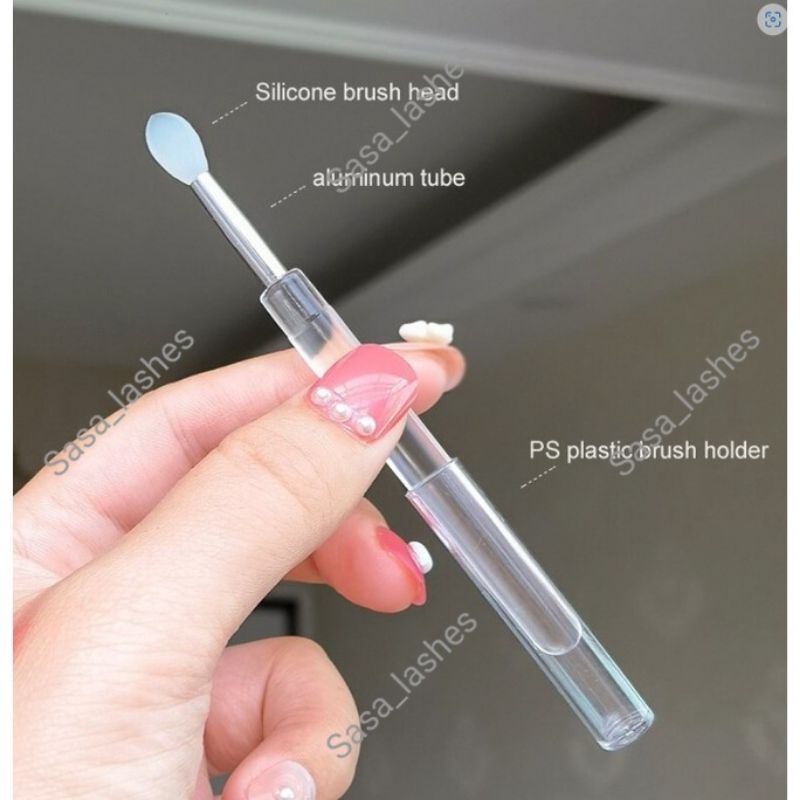 Silicon Lip brush with cover