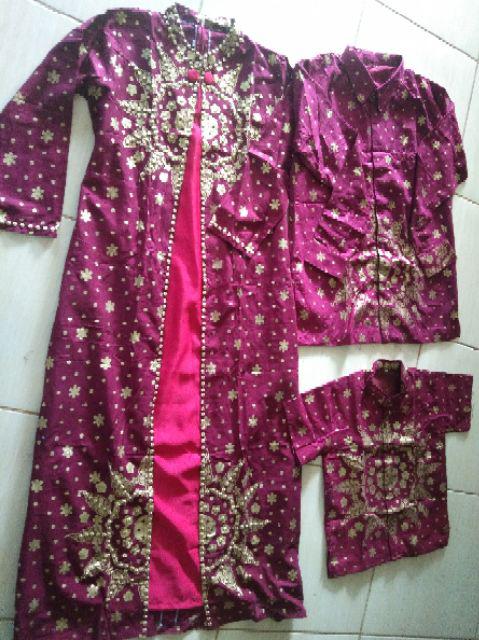 Pasangan Gamis Batik Matahari Merah