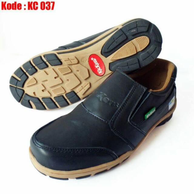 Sepatu Kickers kulit pria