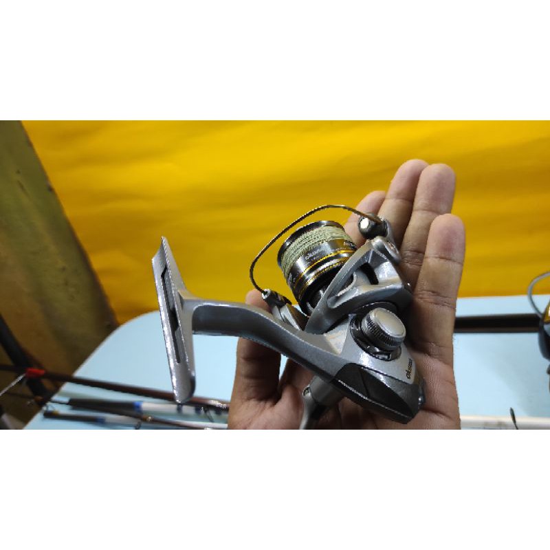 Reel okuma Avenger 500